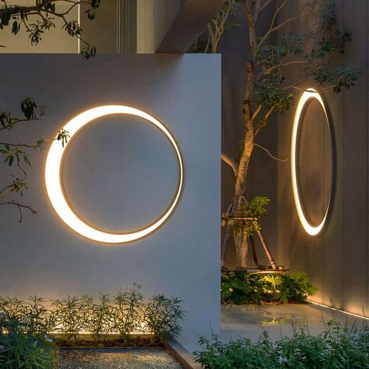 Weatherproof LED Outdoor Wall Lamp, 30-80cm Adjustable - Luxivelle