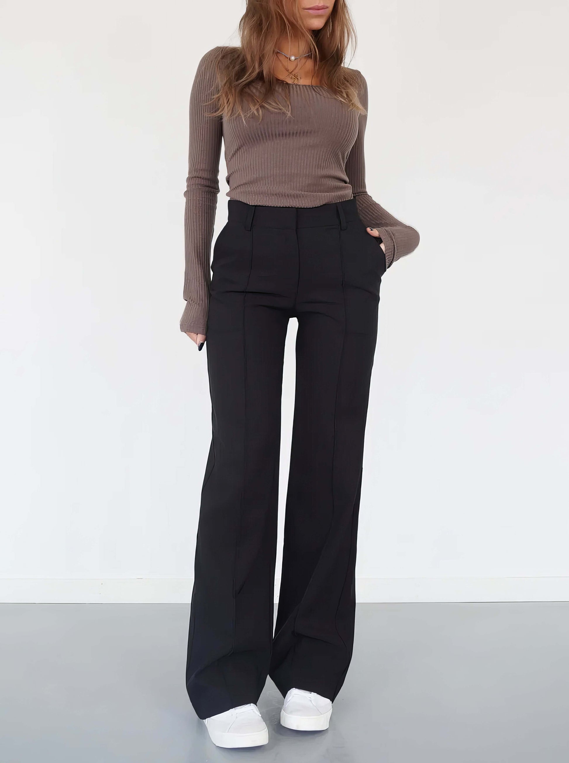 Loose Fit Women's Cargo Pants - Luxivelle