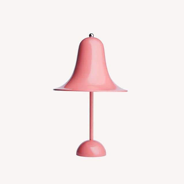 Wireless Desk Lamp with Traditional Shade