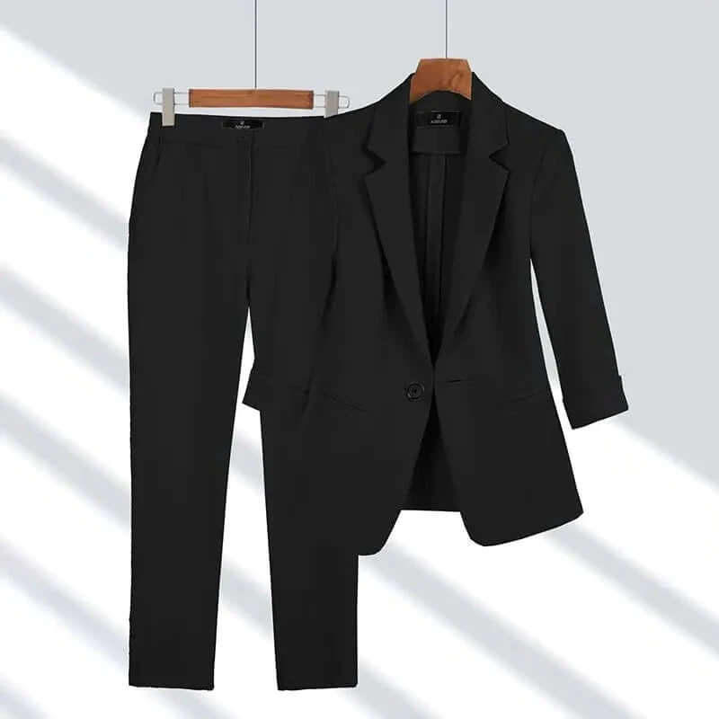 Ladies Classic Business Suit Outfit