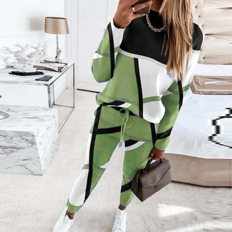Cozy Geometric Pattern Sleepwear Set