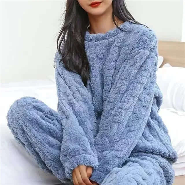 Cozy Women's Fleece Pajama Set - Plush Sleepwear