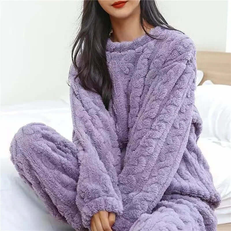Cozy Women's Fleece Pajama Set - Plush Sleepwear