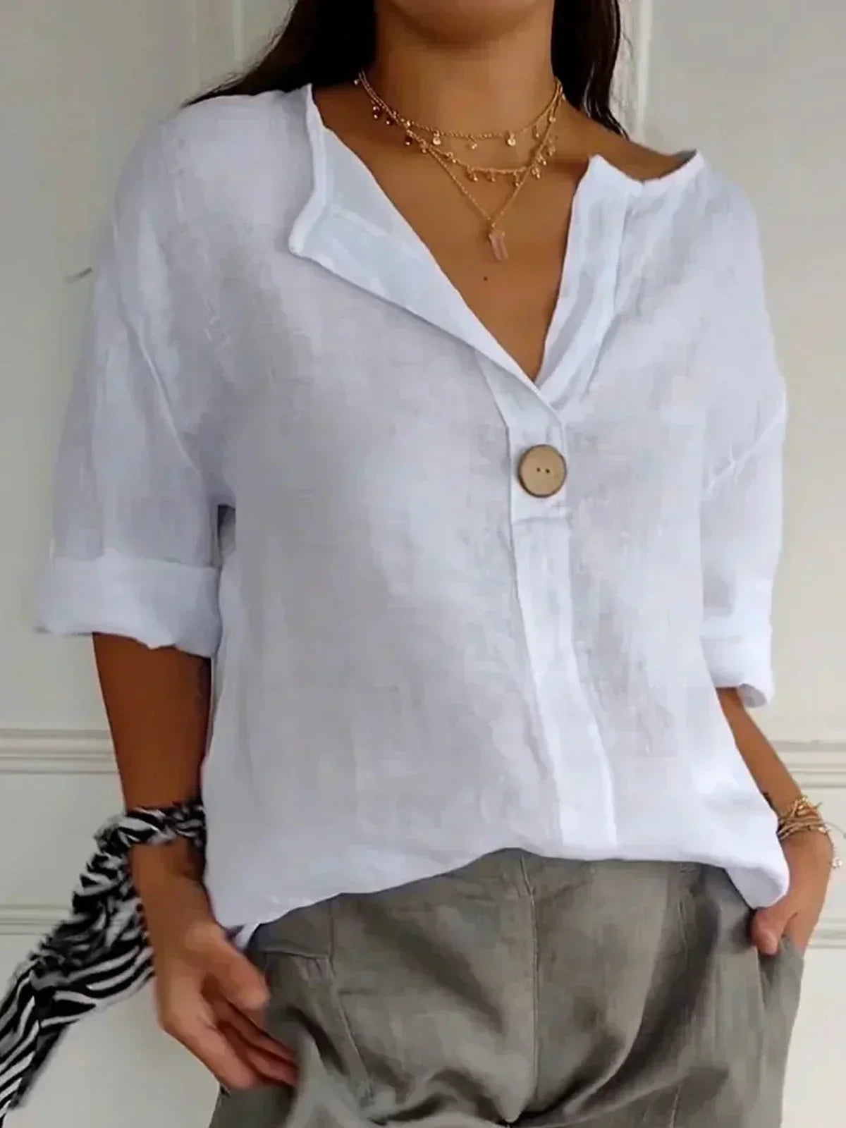 Ruby | Stylish V-neck blouse