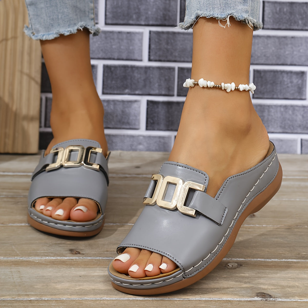 Luxury Buckle Flat Sandals