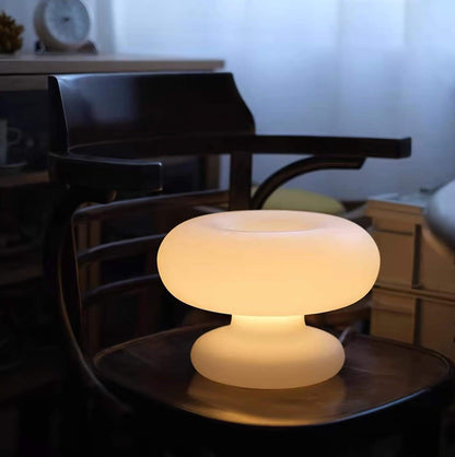 Stylish Metal Base Round Desk Lamp