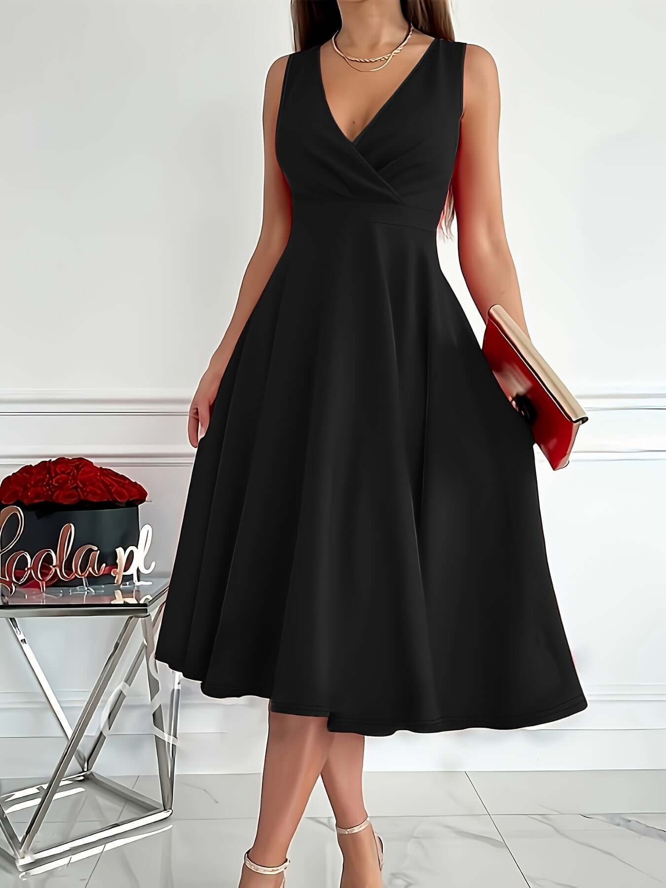 Ladies' Classic crew Neck Knee Length Dress