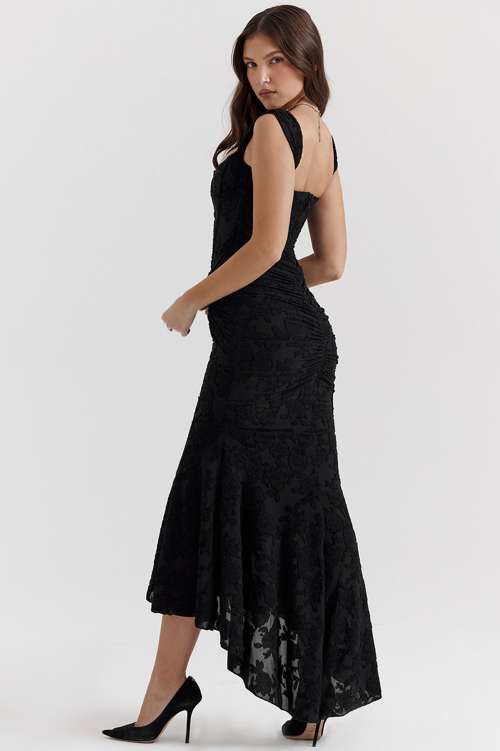 Chic Strapless Fitted Party Dress
