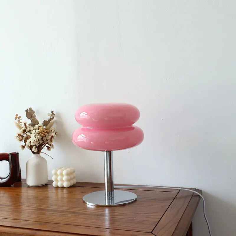 "Cordless LED table lamp, sleek design, adjustable brightness, modern aesthetics, compact size, energy-efficient lighting."