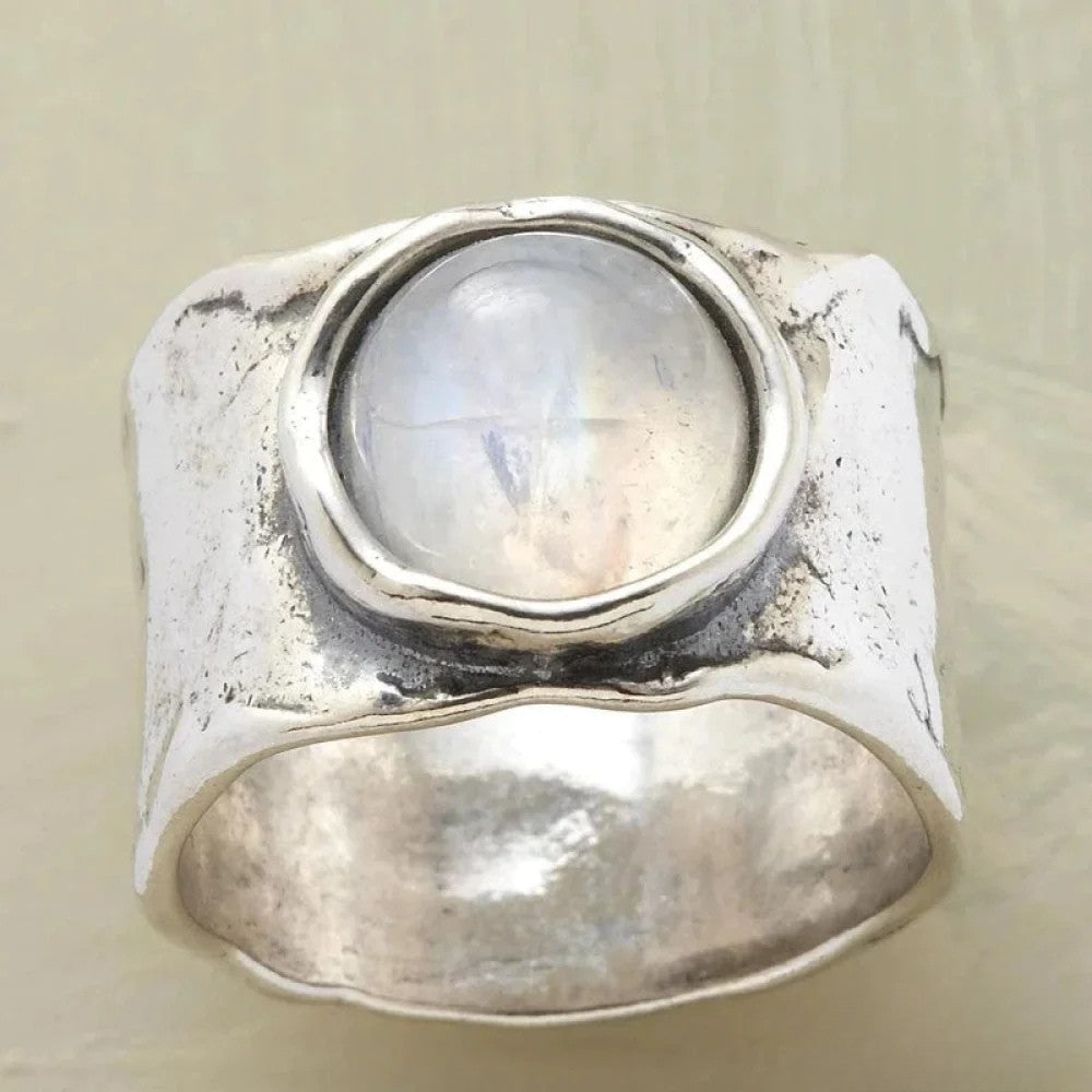 Vintage Diamond Engagement Ring - Luxivelle