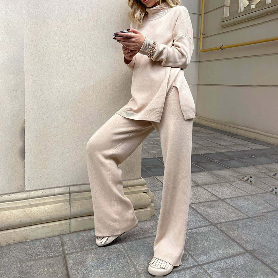Ladies' Crew Neck Knit Sweater