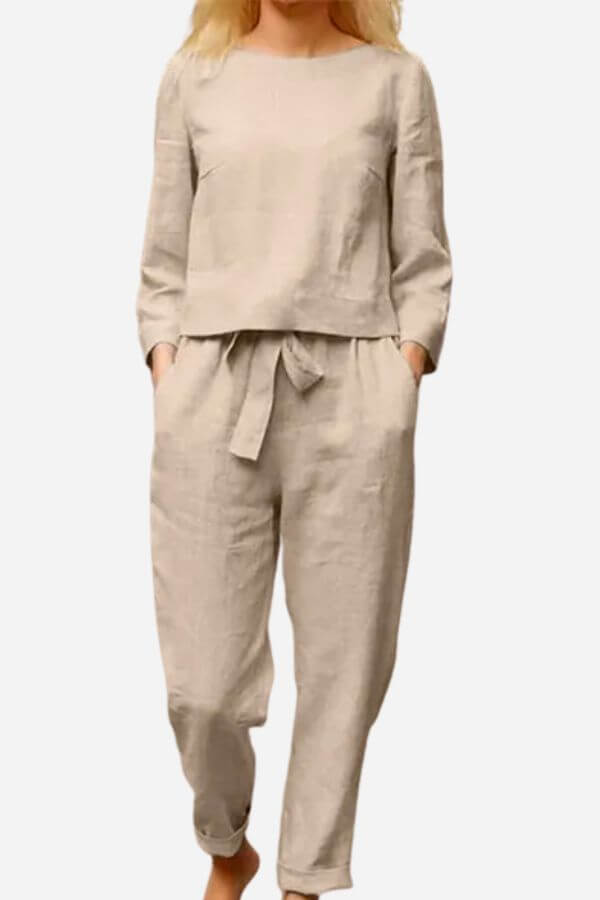 Comfortable Full Sleeve Shirt & Fitted Pants