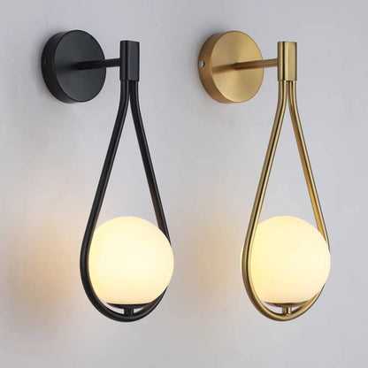 Contemporary Slim Wall Lamp - Luxivelle