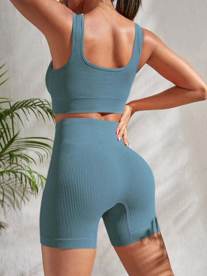 Stretchy Fitness Crop Top Outfit