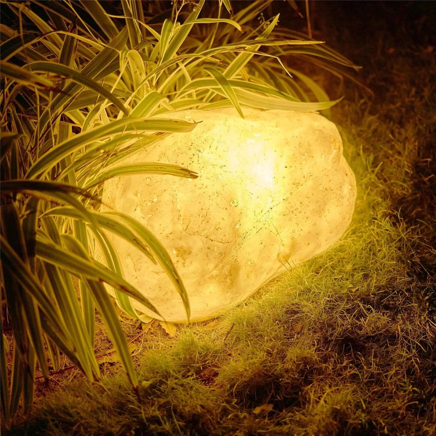Rustic Garden Patio Lamp