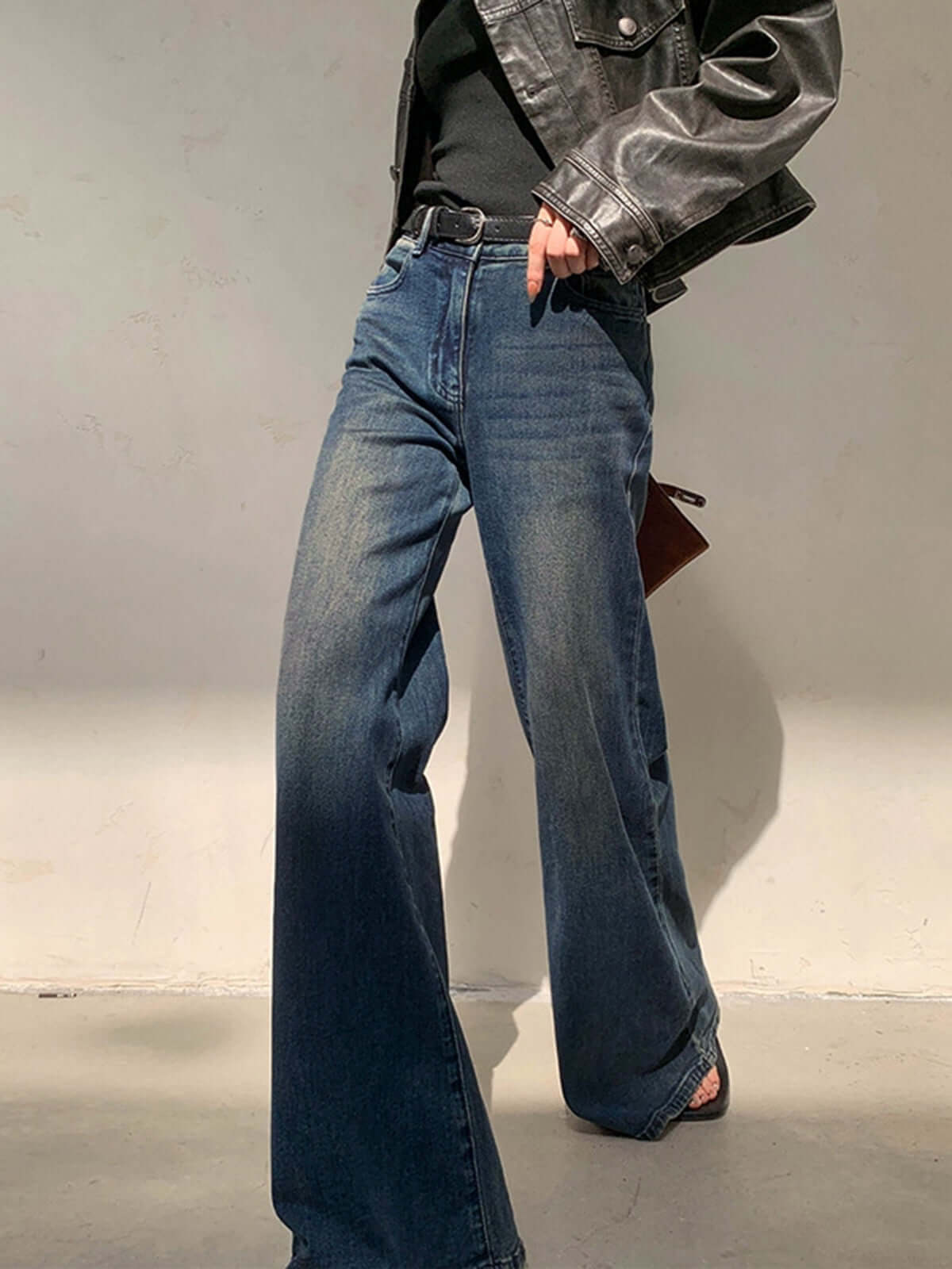 Ladies Loose Fit Retro High Waist Jeans