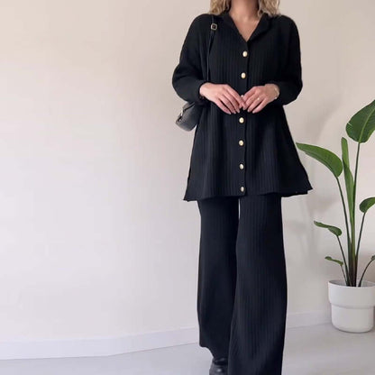Comfy Women's Knitted Loungewear Set