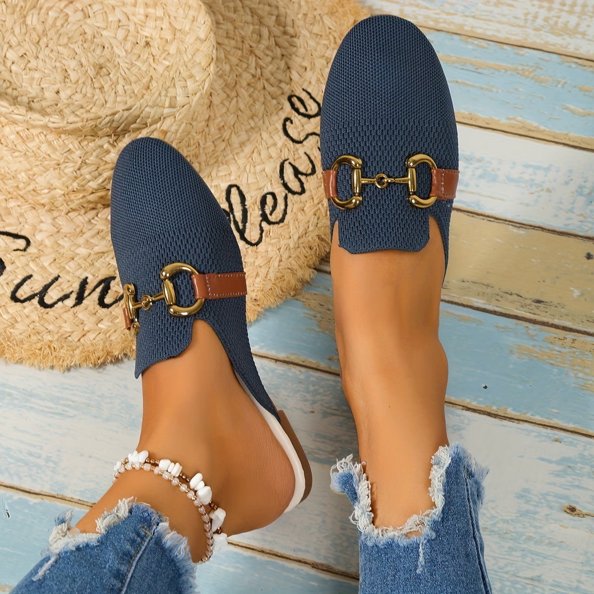 Ladies Comfortable Buckle Flat Sandals - Luxivelle