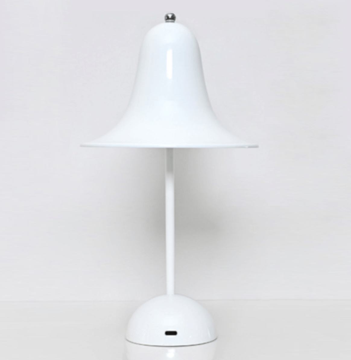 Wireless Desk Lamp with Traditional Shade