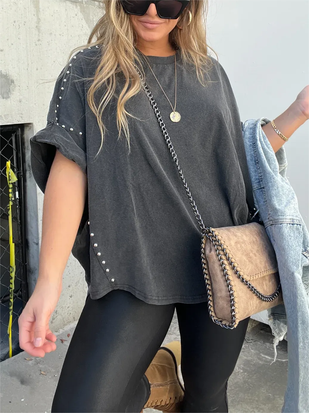 Relaxed Fit Classic Ladies Top - Luxivelle