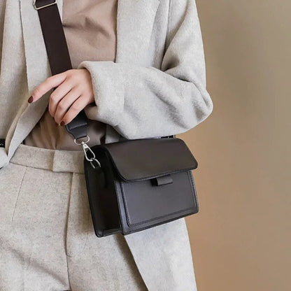 Small Chic Crossbody Purse