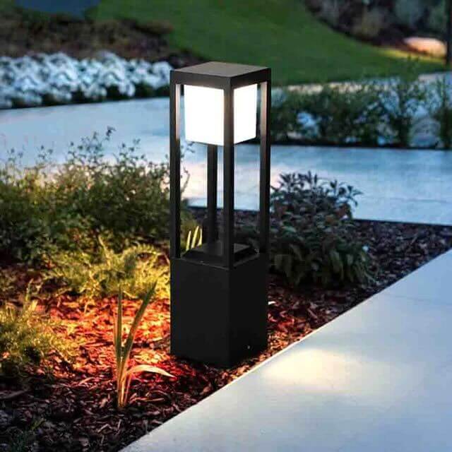 Large Solar Powered Garden Lamp Outdoor LED Light - Luxivelle