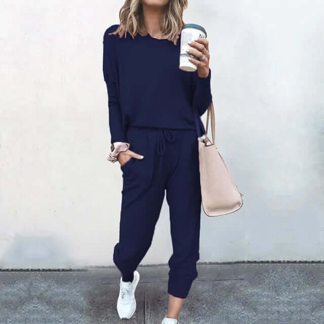 Relaxed Fit Women's Jogger Suit for Everyday Wear