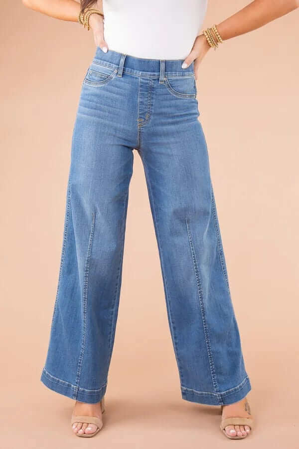 Ladies Loose Fit Straight Jeans