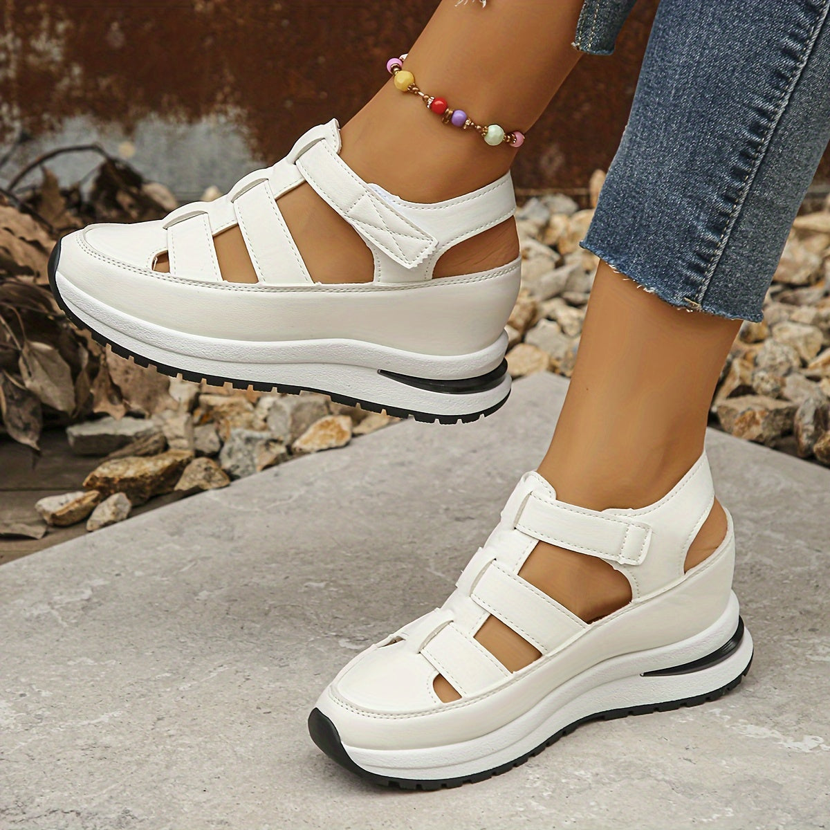 Comfortable Athletic Beach Sandals