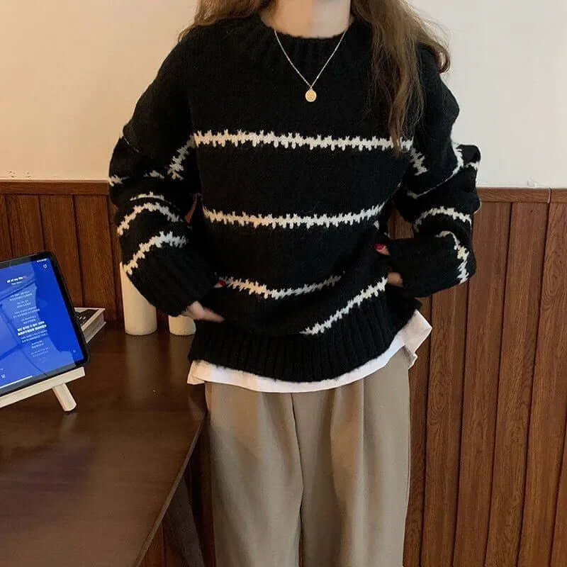 Ladies Classic Patterned Crew Neck Jumper