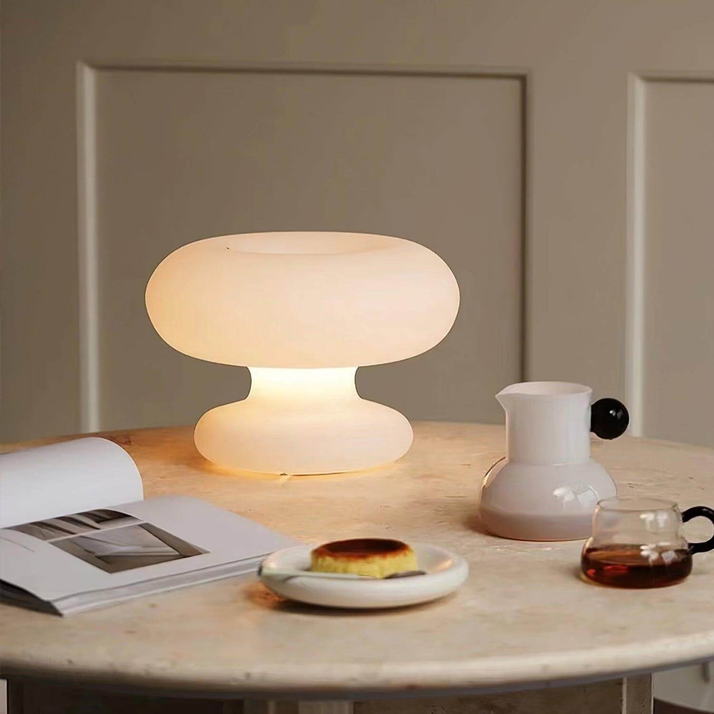 Stylish Metal Base Round Desk Lamp