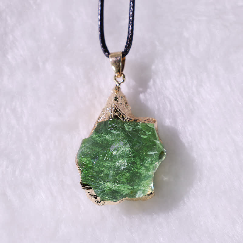 Beautiful Genuine Moldavite Pendant Necklace - Luxivelle