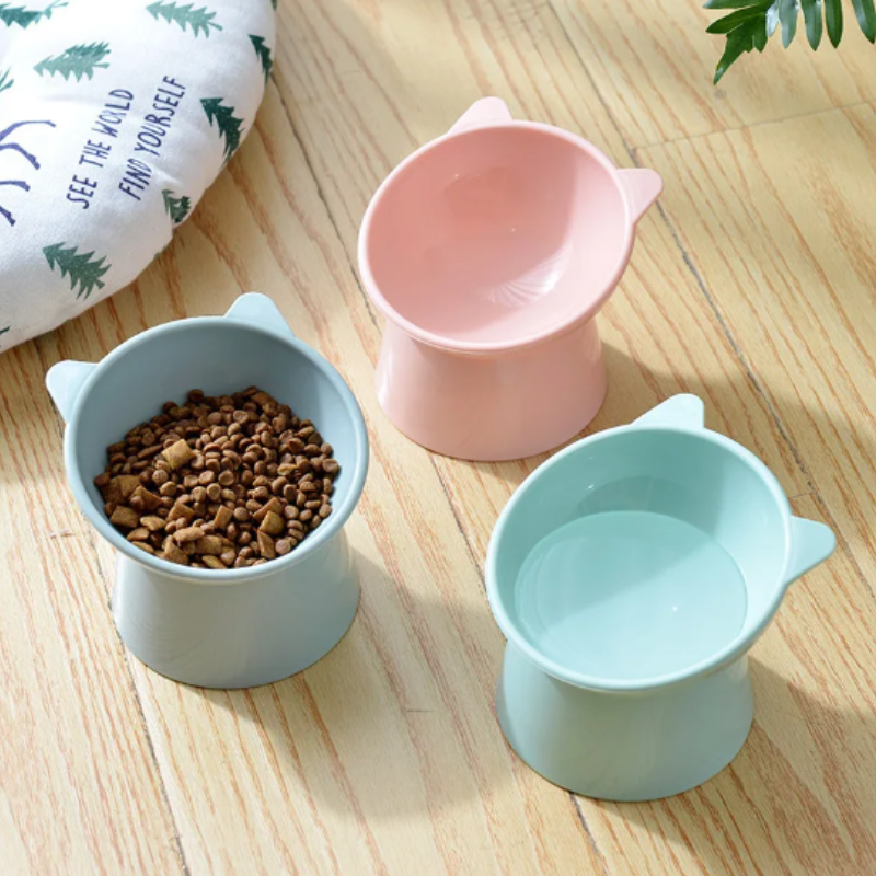 Spill Proof Cat Food Bowl with Comfort Grip - Luxivelle