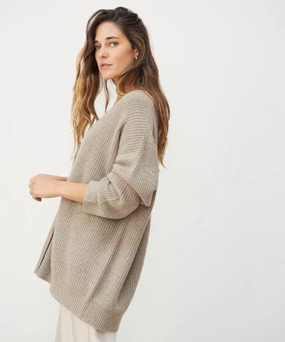 Luxe Black Cashmere Cardigan – 100% Cashmere, Elegant Women's Jumper-3