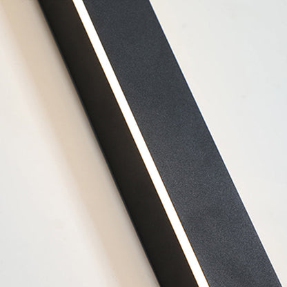 Weatherproof Outdoor LED Wall Lamp – Slim Modern Style