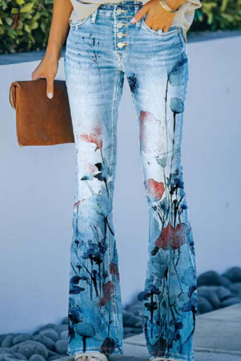 Ladies' Pretty Stitched Pocket Straight Leg Jeans