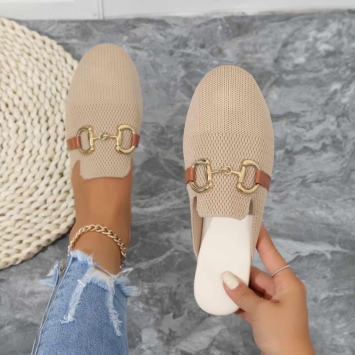 Ladies Comfortable Buckle Flat Sandals