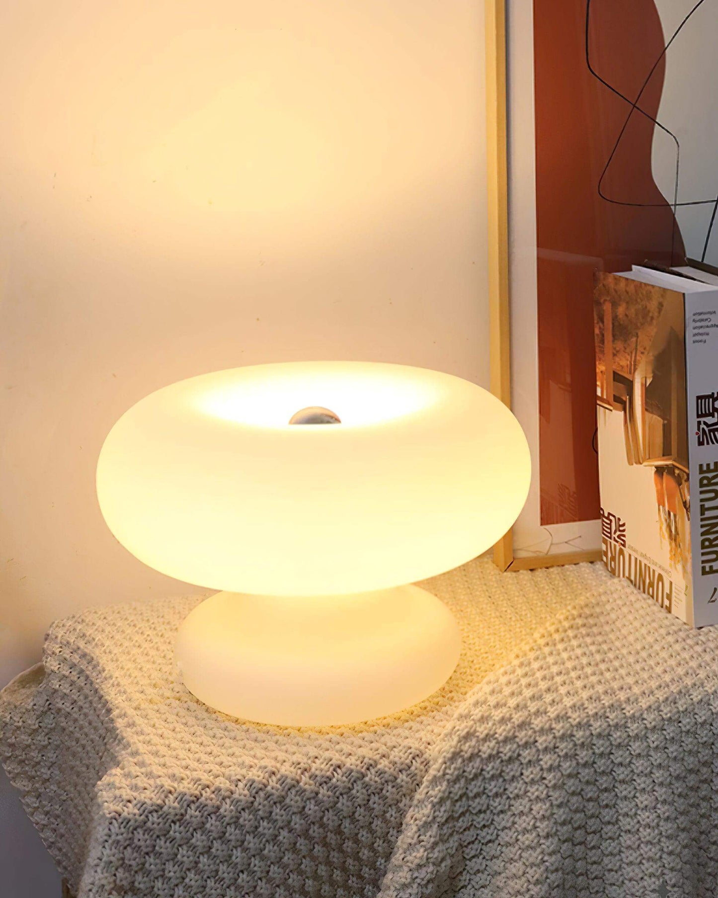 Stylish Metal Base Round Desk Lamp