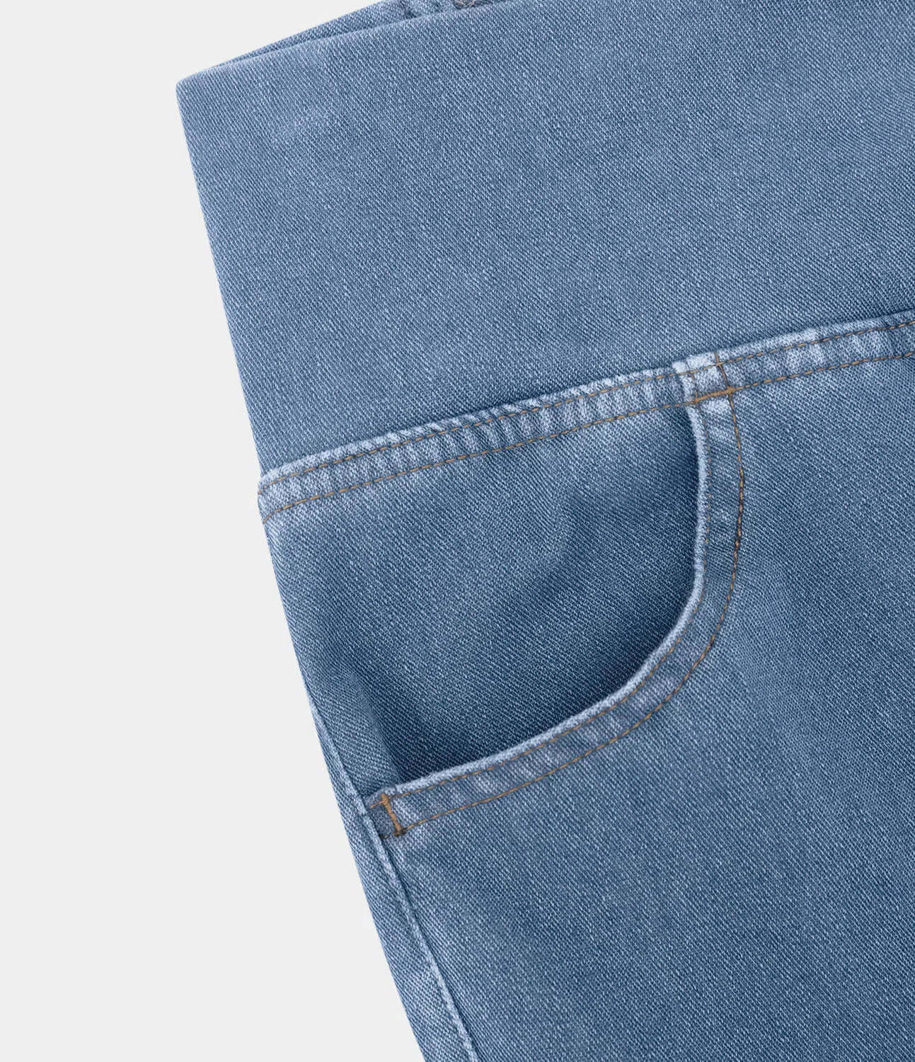 Women's Comfort Fit Wide Leg Jeans