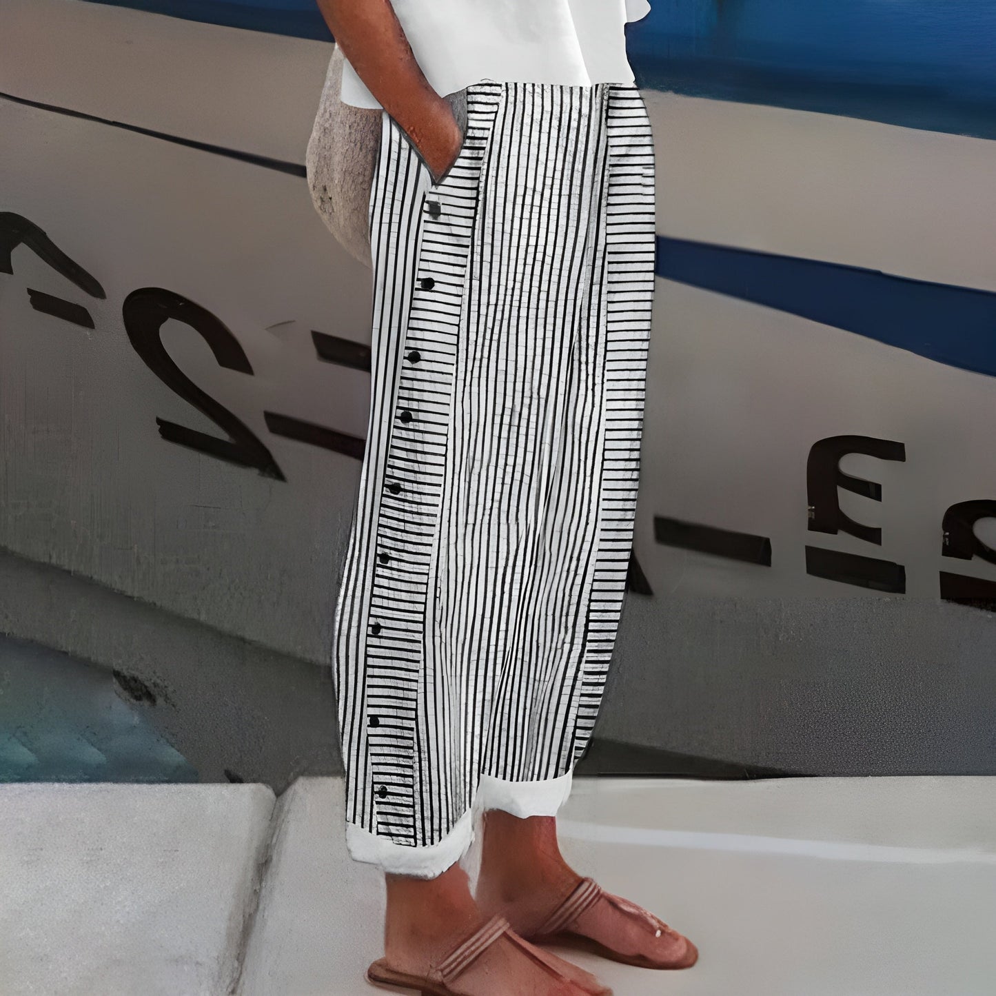 Relaxed Fit Pants with Large Side Pockets