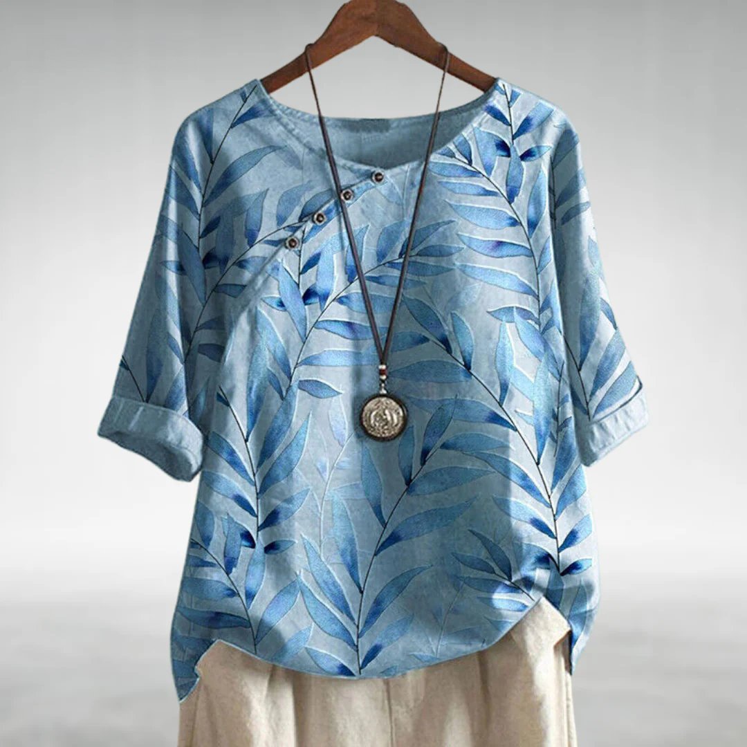 Fashionable Women's Blouse with Cute Details - Luxivelle