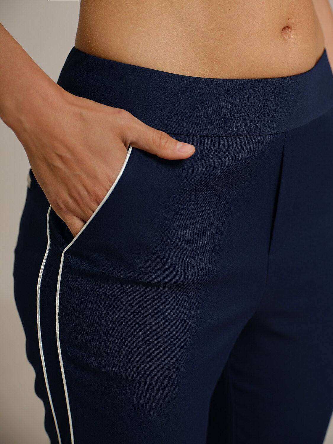 Athletic Fit 28 Inch Stretchy Slim Ankle Pants