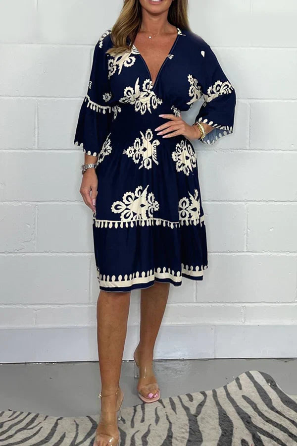 Luna | Printed dress with V-neckline