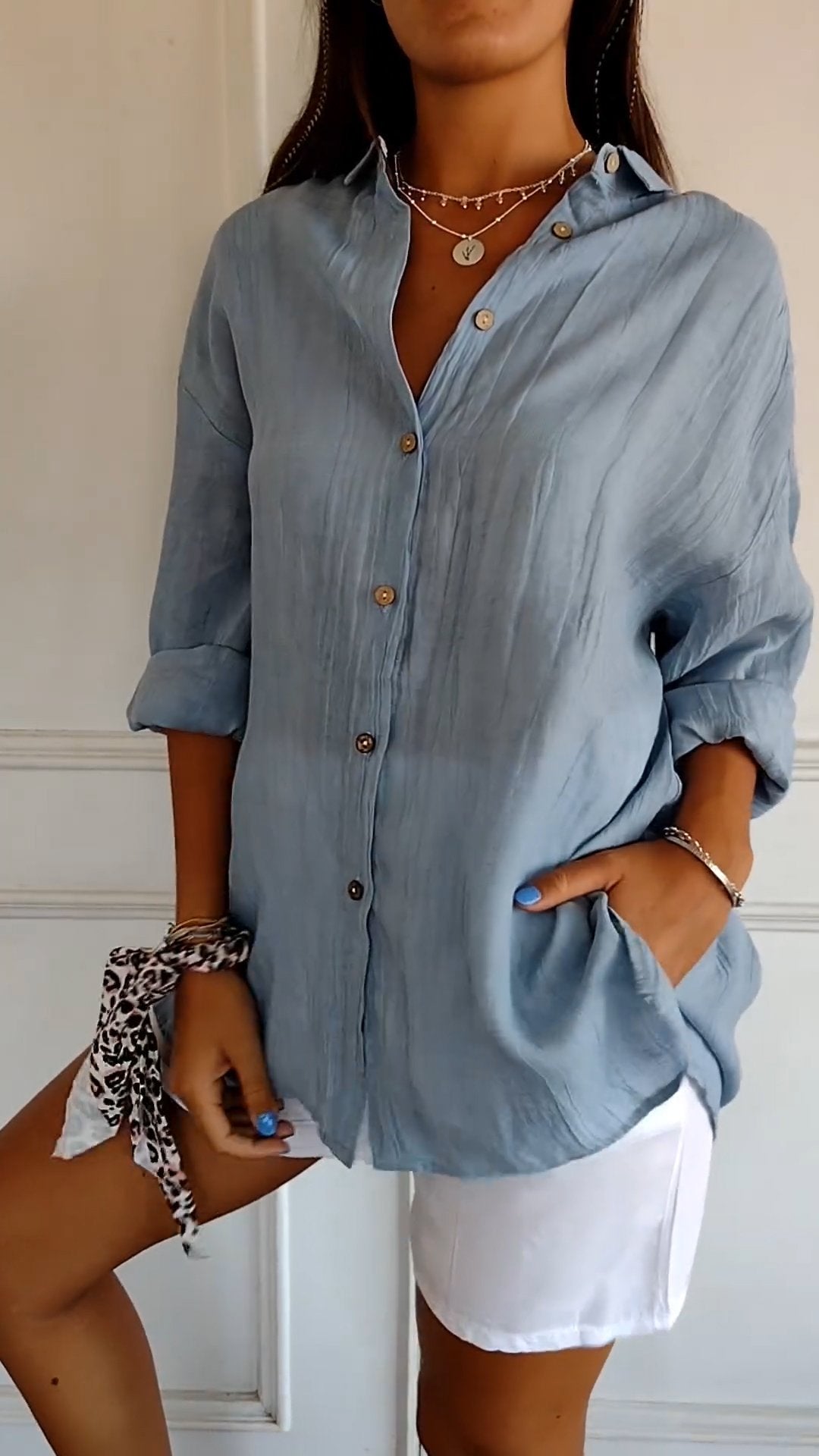 Classic Fit Women's Button Down Shirt - Luxivelle