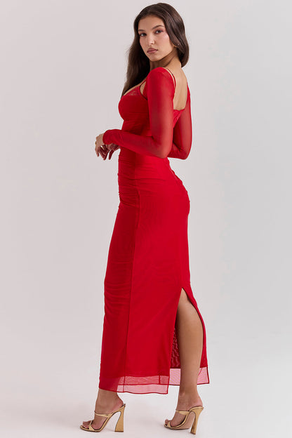 Evangeline | Deep maxi dress with long sleeves