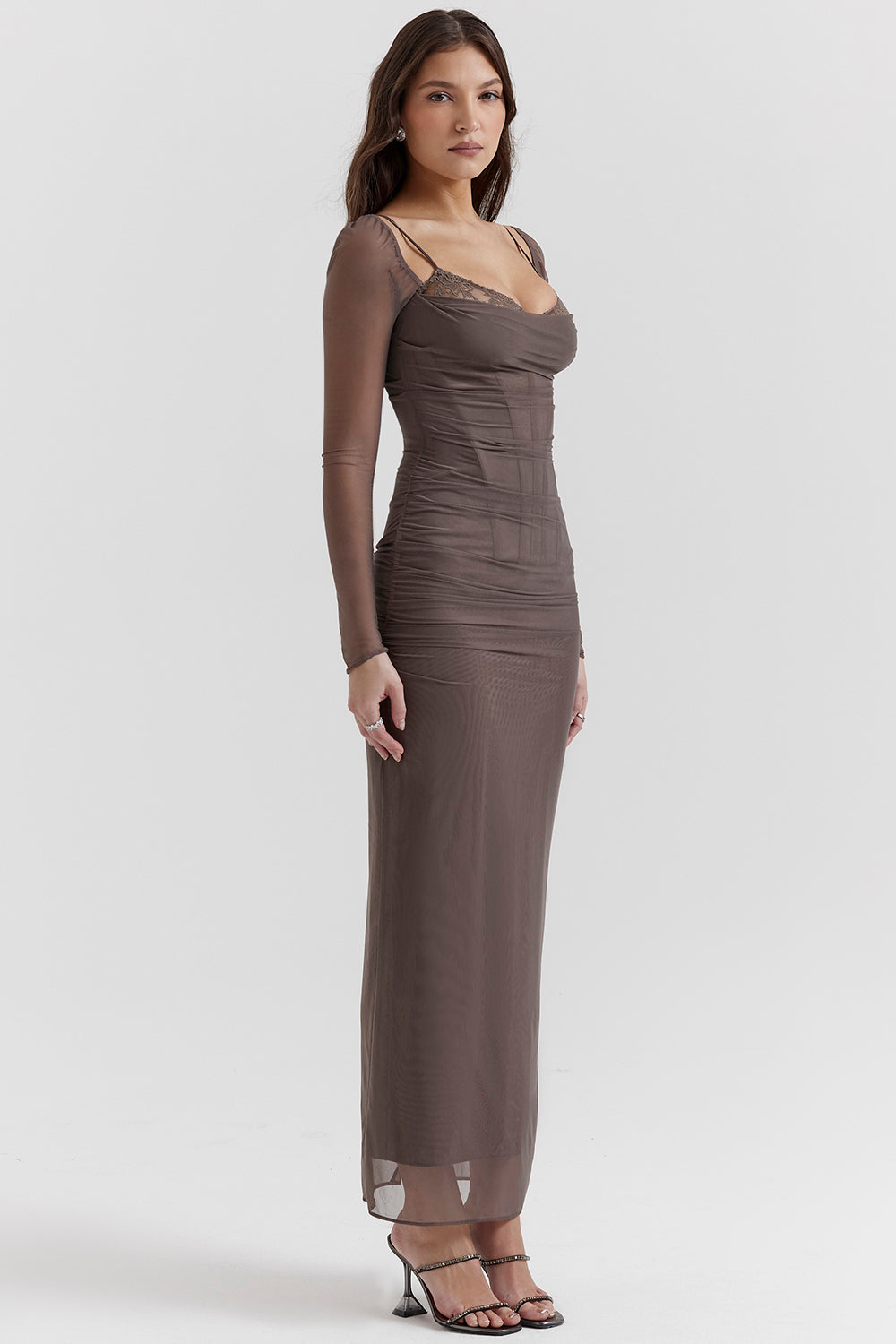 Evangeline | Deep maxi dress with long sleeves
