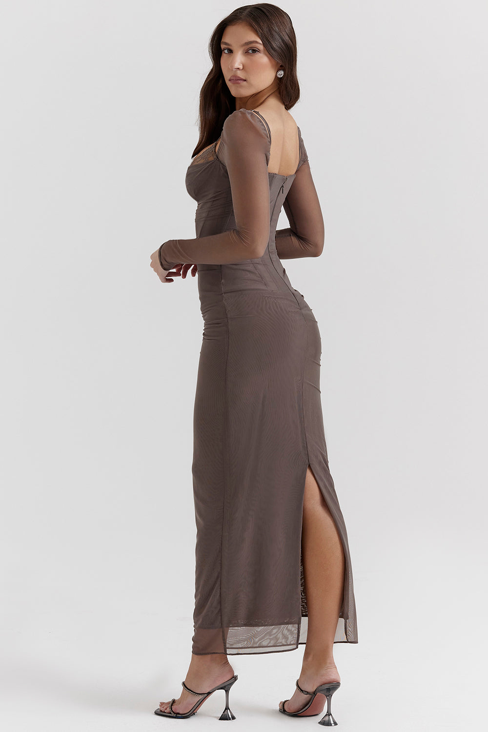 Evangeline | Deep maxi dress with long sleeves