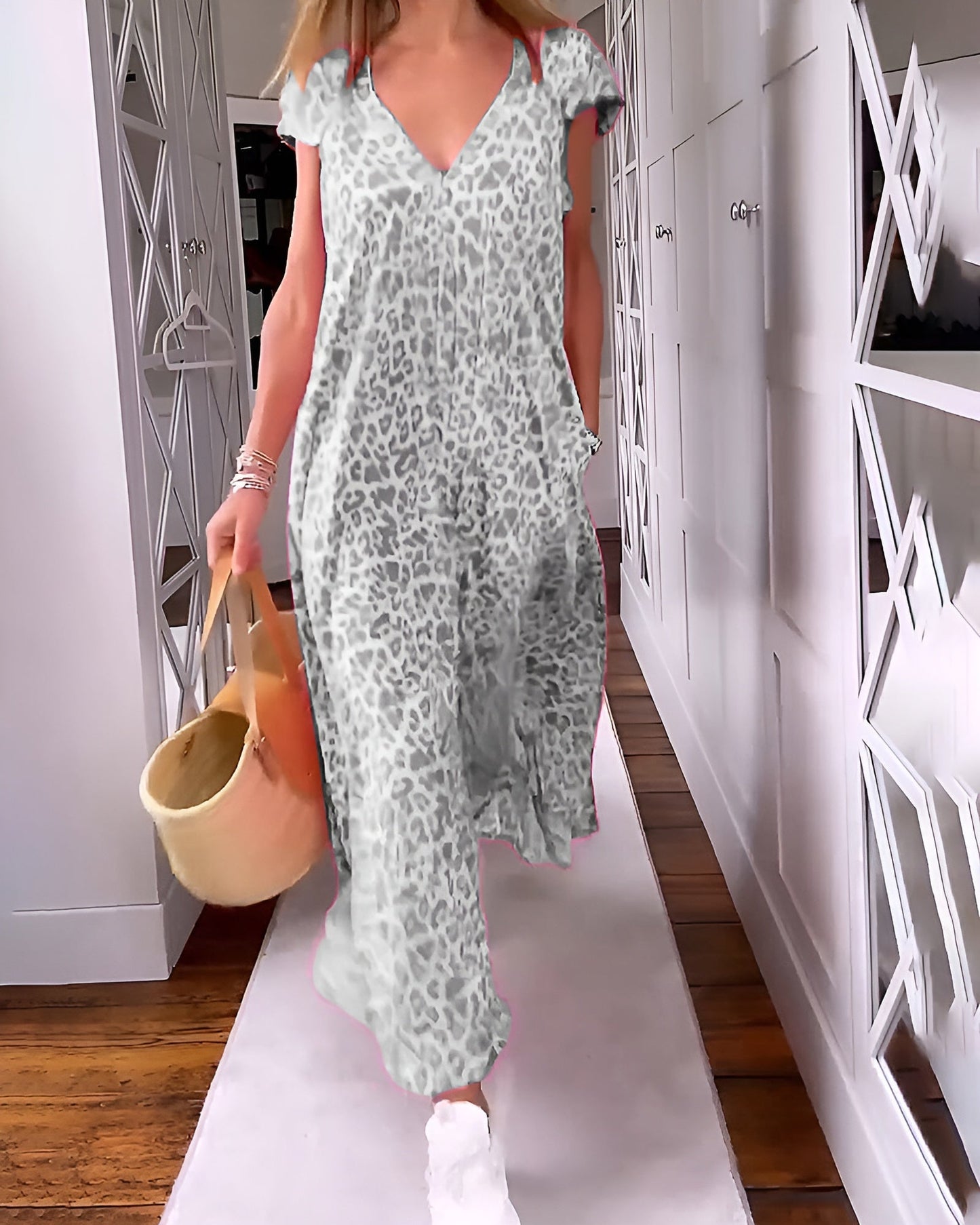 Women's Leopard Print V-Neck Short Sleeve Dress