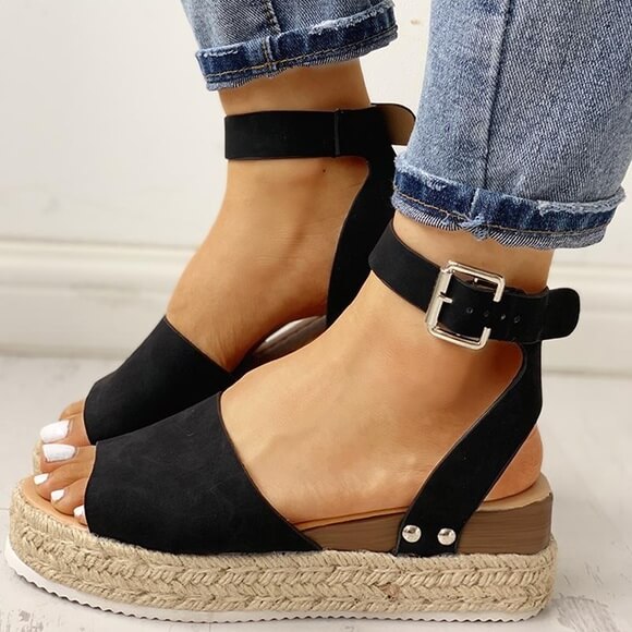 Comfortable Womens Flat Beach Sandals