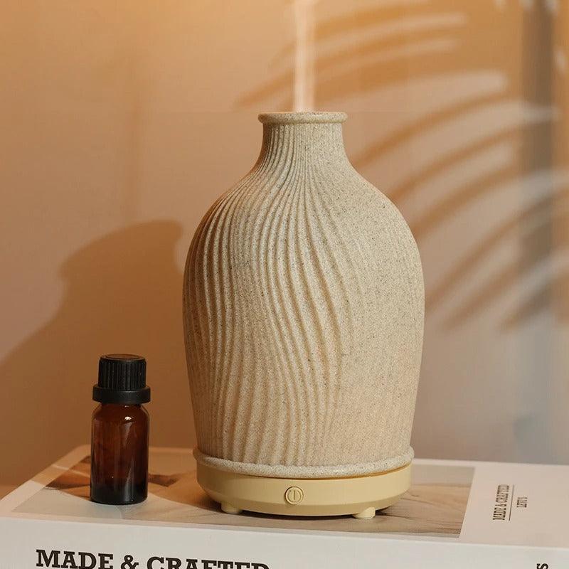Stylish Aroma Diffuser & Humidifier in Ceramic Vase Design